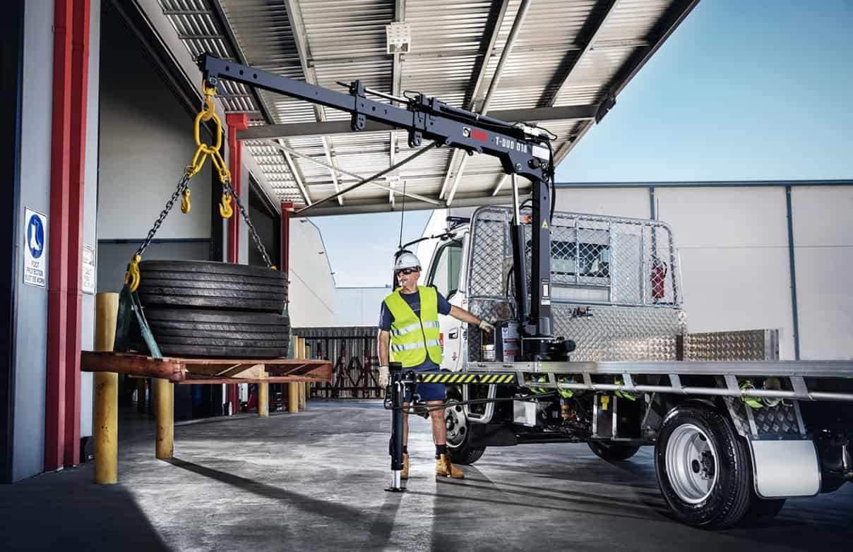 How Hiab Transport Auckland Can Safely Move Heavy Loads?