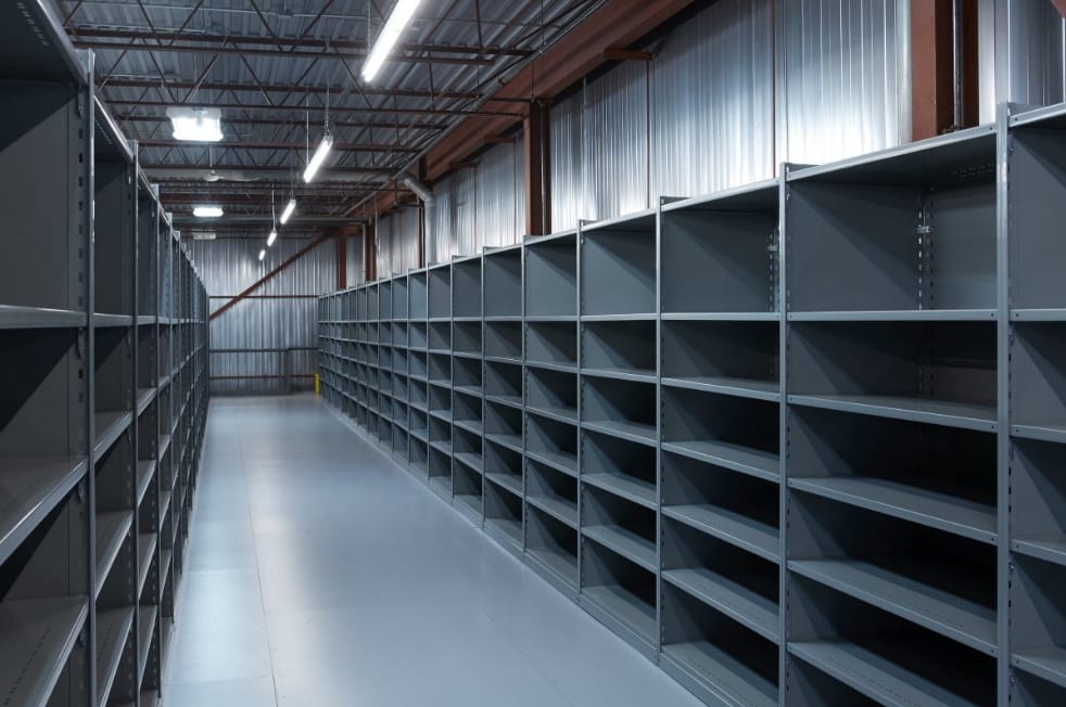 5 Problems That You Can Avoid With Industrial Shelving Units