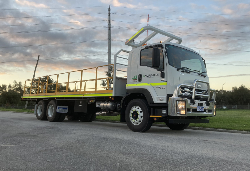 Flat deck truck hire in Auckland