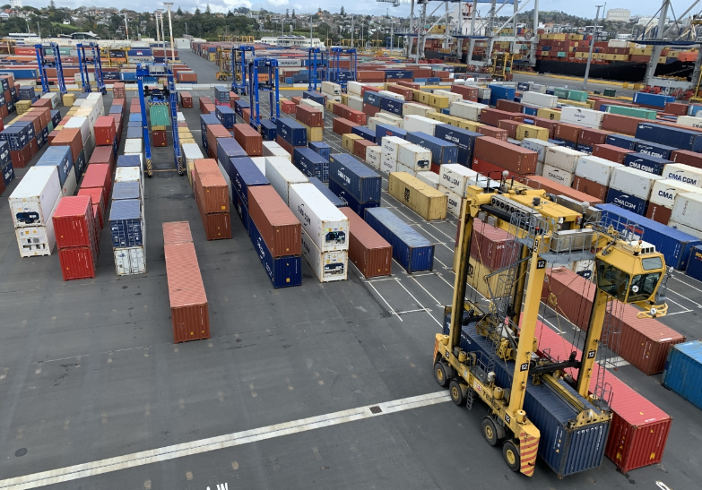 How Automation is Transforming Container Transport in Auckland