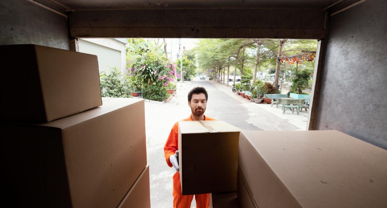 Save Time and Money with Efficient Moving Truck Services Now